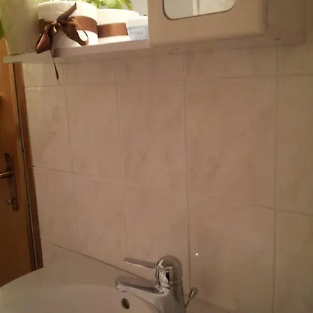 Diocletians Center Split